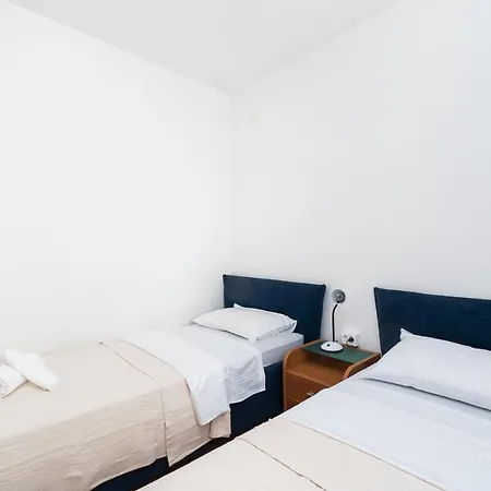 Rimagis Apartment *